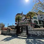 Meatsa Hotel 2*