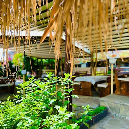 Meatsa Hotel