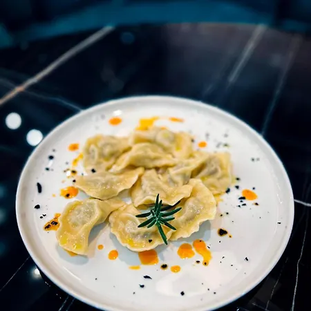 Meatsa 호텔