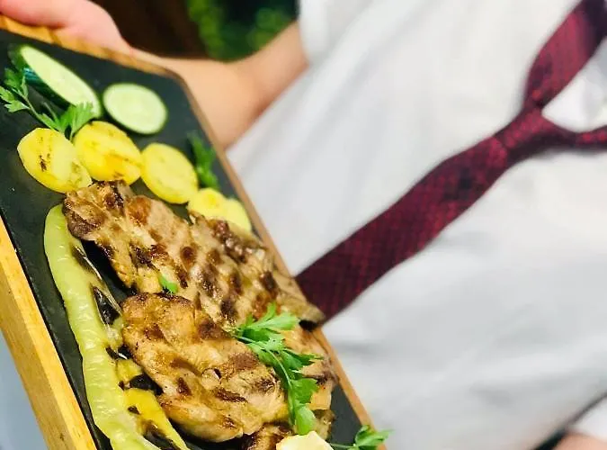 Meatsa Hotel Kyrdżali